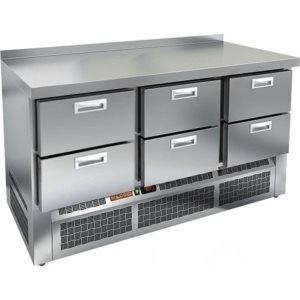 Стол холодильный среднетемпературный HiCold SNE 222/TN